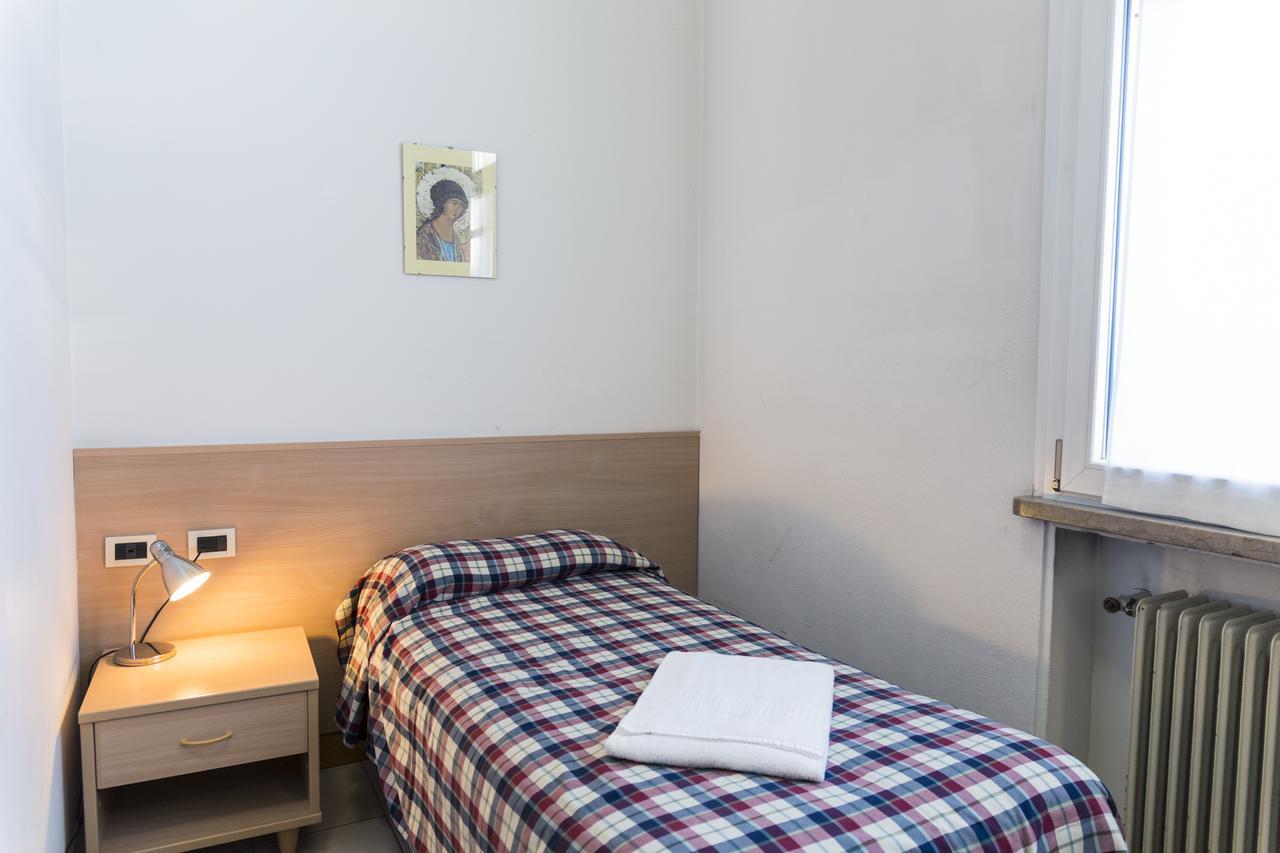 Centro Della Famiglia Hotel Treviso Room photo
